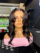 Load image into Gallery viewer, 16in bodywave layered wig 5x5 closure

