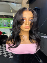 Load image into Gallery viewer, 16in bodywave layered wig 5x5 closure

