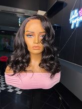 Load image into Gallery viewer, 18in side part body wave wig 5x5 closure
